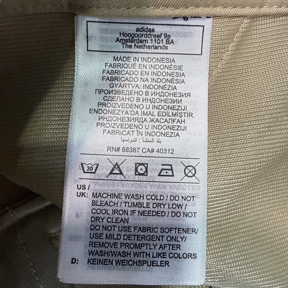 Adidas Golf Shorts Mens 40 TAN 3-Stripe Stretch Performance Ultimate 365